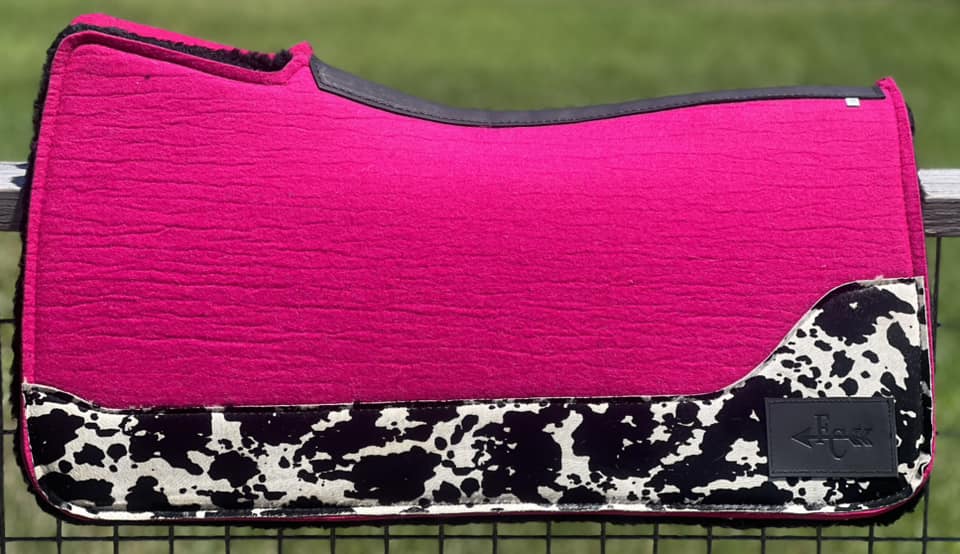 FUSHIA SADDLE PADS