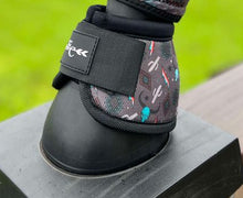 Load image into Gallery viewer, BELL BOOTS - PATTERNS