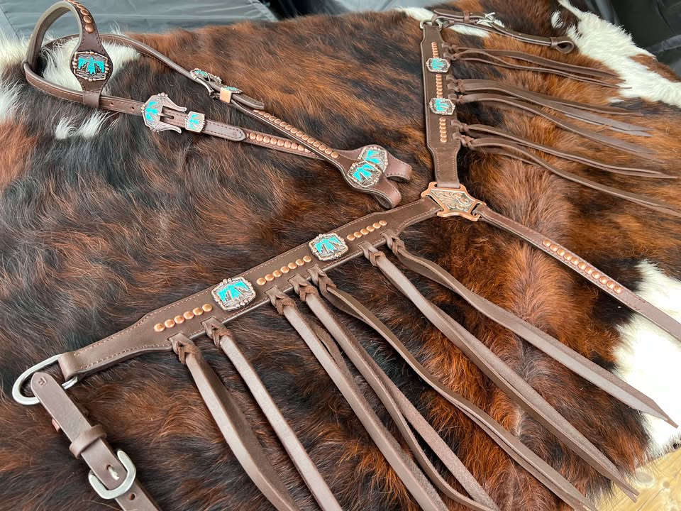 FRINGE TACK SETS