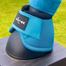 Load image into Gallery viewer, BELL BOOTS - SOLID COLOR