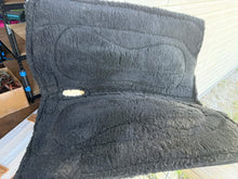 Load image into Gallery viewer, USED SADDLE PADS