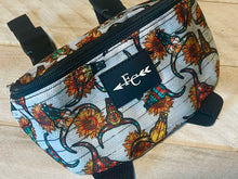 Load image into Gallery viewer, POMMEL BAGS