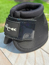 Load image into Gallery viewer, GLITTER BELL BOOTS - SOLID COLOR