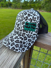 Load image into Gallery viewer, LEOPARD PRINT FARM CHIC HAT