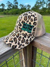 Load image into Gallery viewer, LEOPARD PRINT FARM CHIC HAT